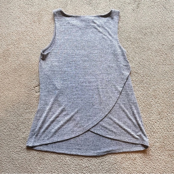 Banana Republic Grey Knit Wrap Back Sleeveless Tank Top Size Small - Picture 7 of 9